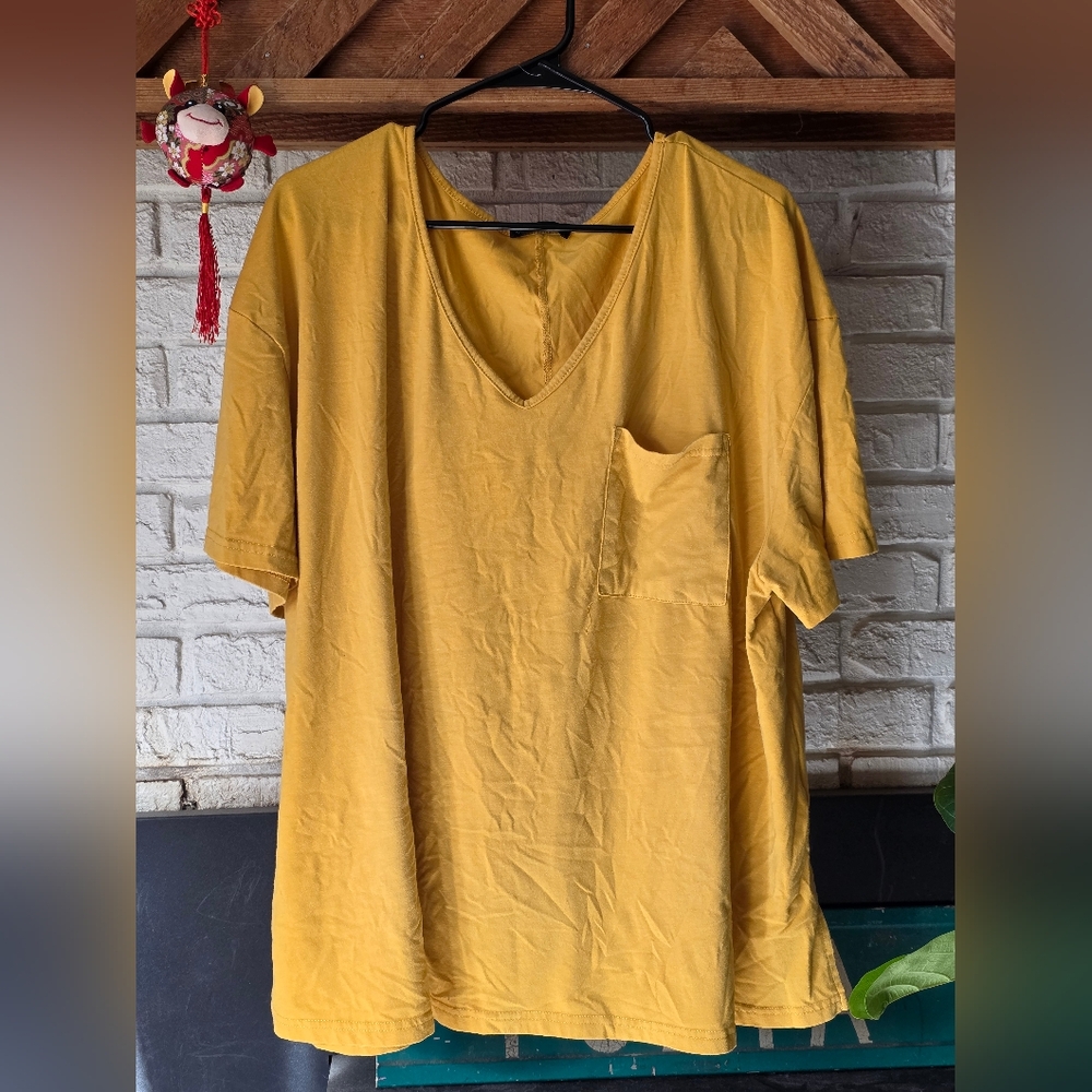 SHEIN Curve Yellow Oversized T-shirt W/pocket Split Side Size 3xl